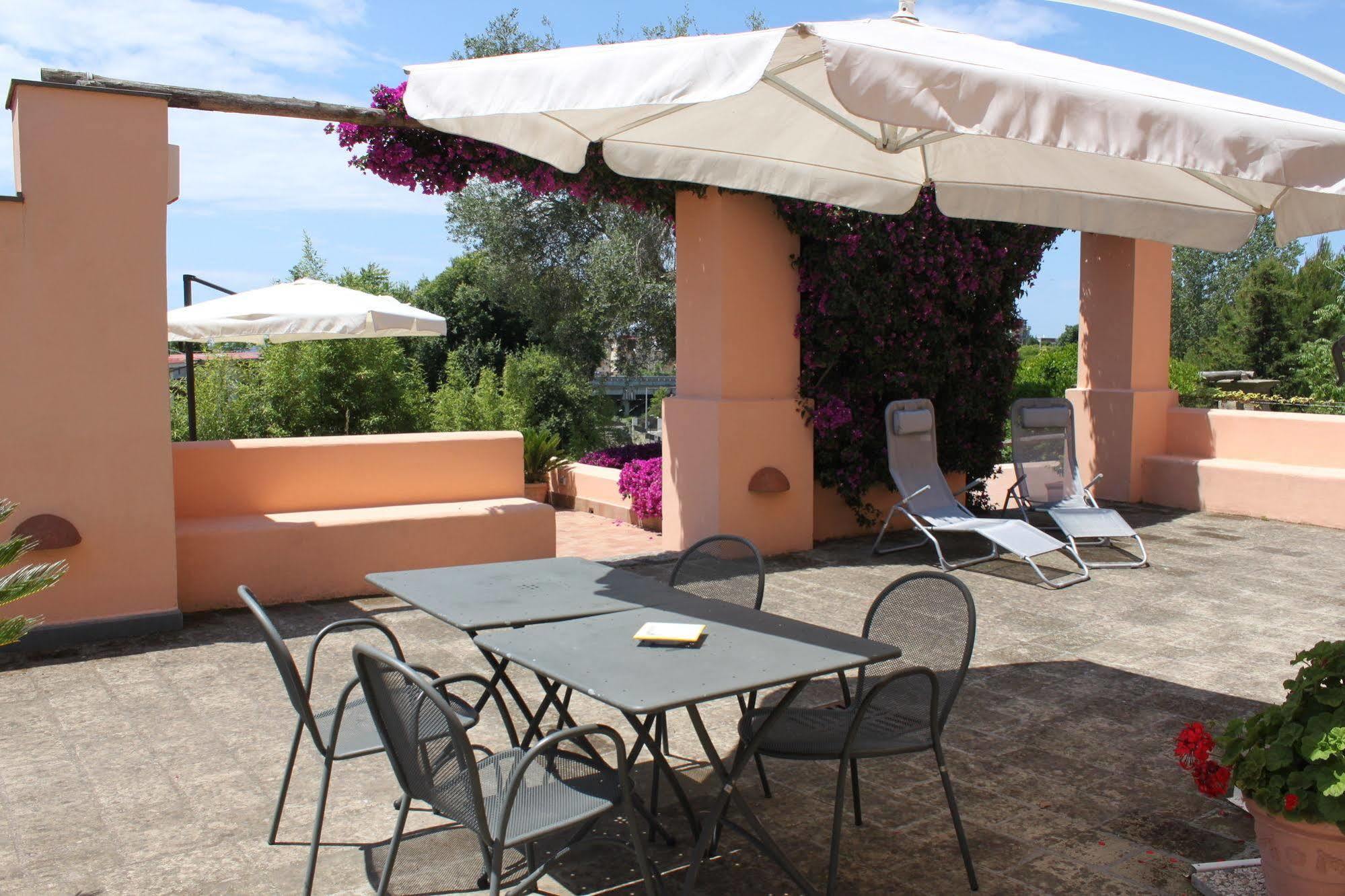 Flegrea House Pozzuoli Exterior foto
