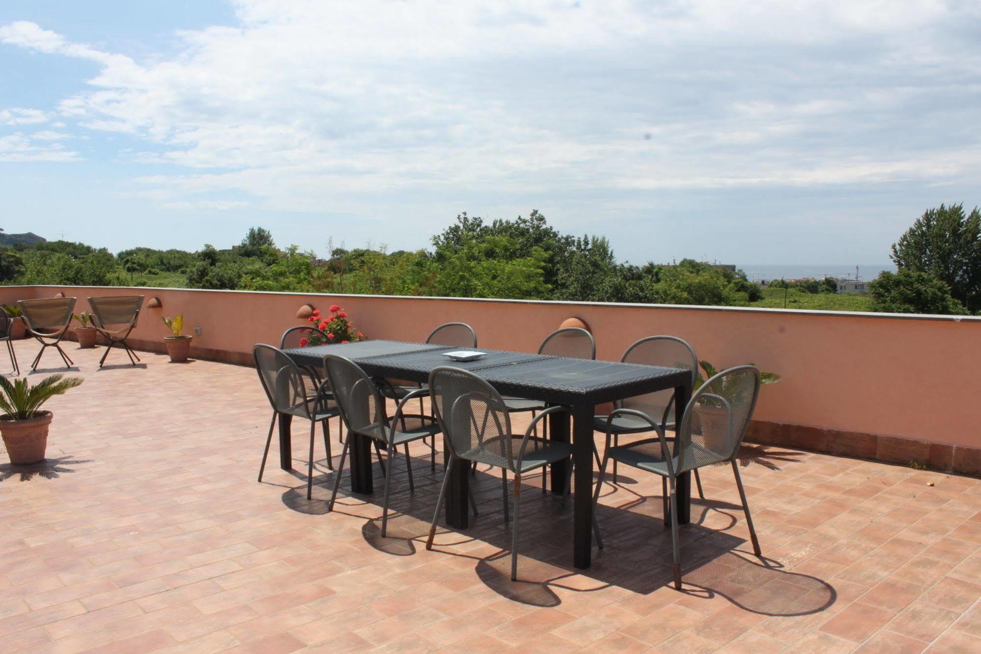 Flegrea House Pozzuoli Exterior foto